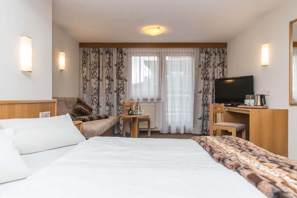 Hotel Idhof Ischgl Bagian luar foto