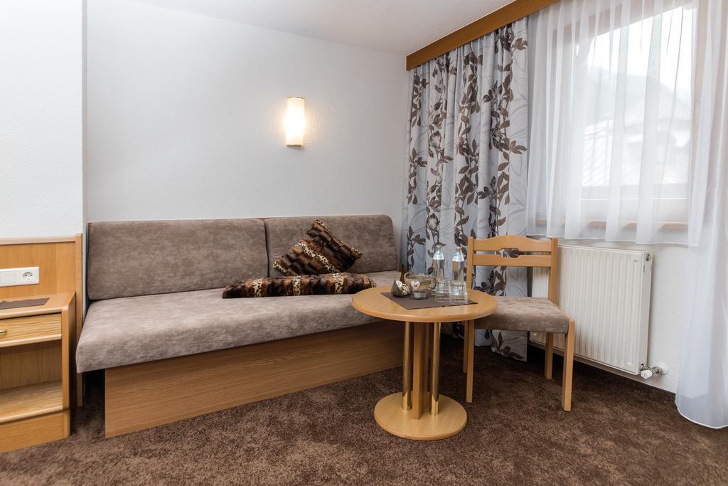 Hotel Idhof Ischgl Bagian luar foto