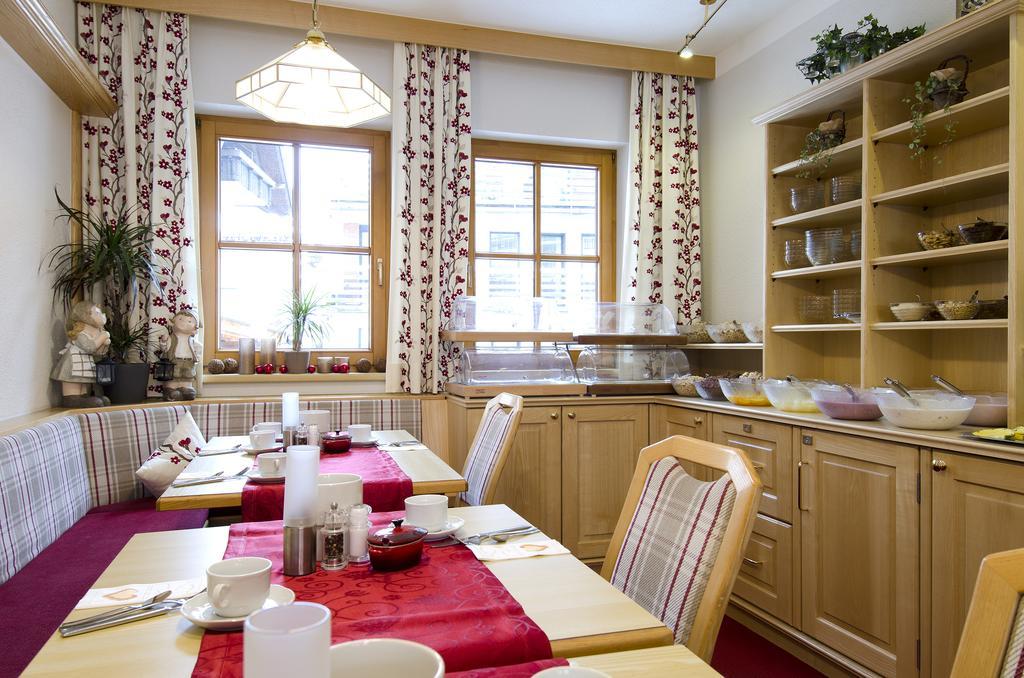 Hotel Idhof Ischgl Bagian luar foto